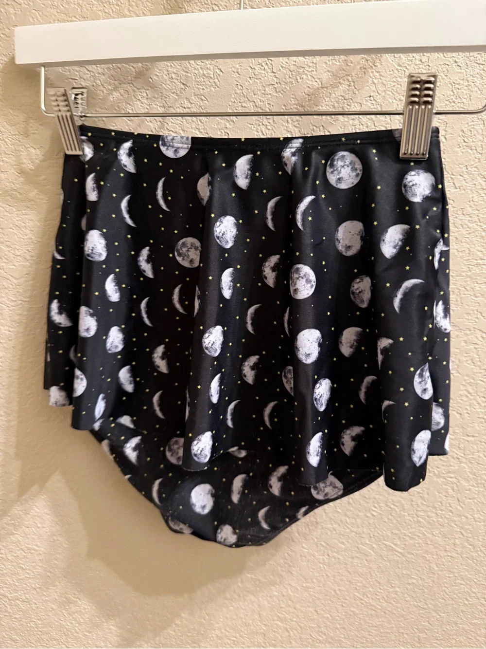 Moon-Print High-Waist Swim Skirt - Black